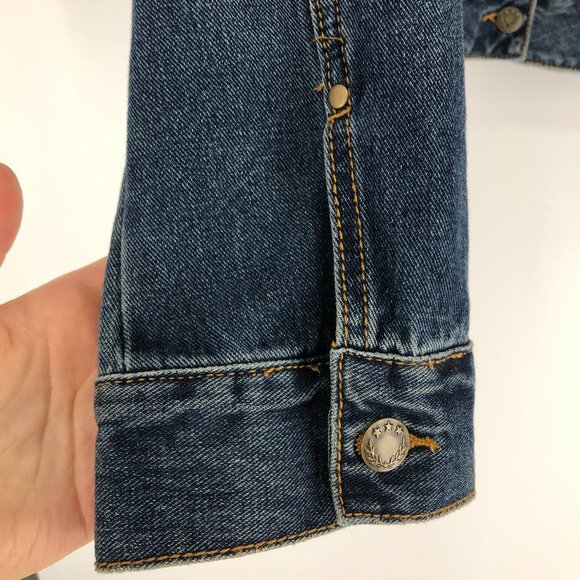 Free People blue denim jacket crop length long sleeves medium blue wash L - Picture 12 of 15